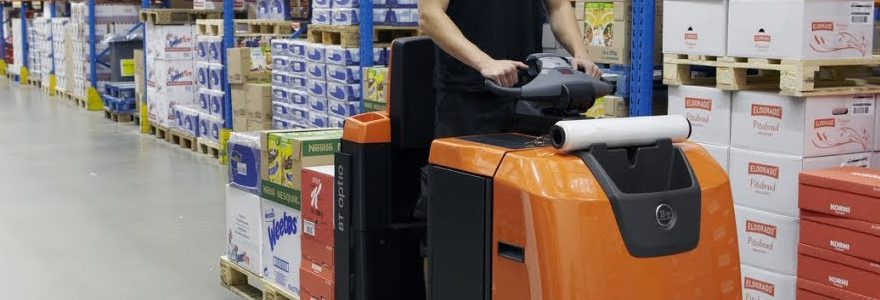 Chariots pour préparateurs de commandes